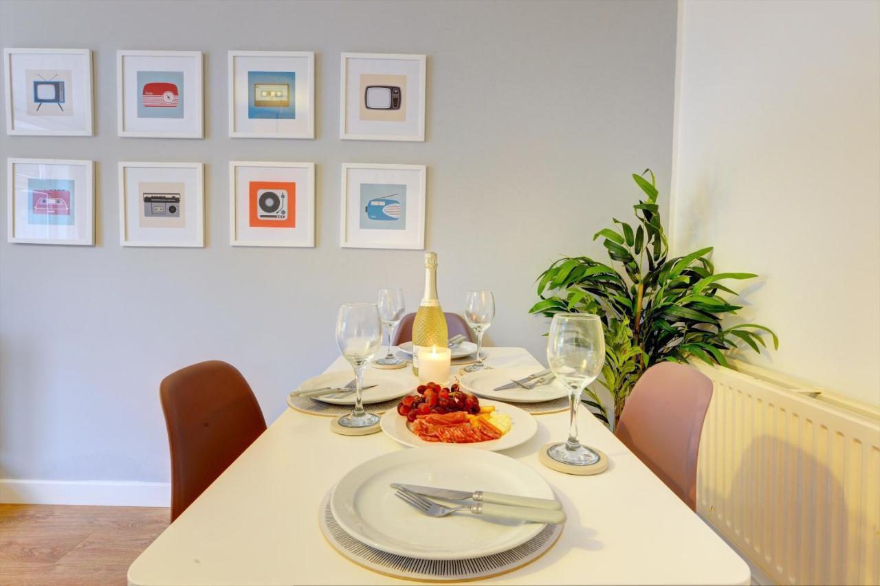 Modern 2 Bed House Sleeps 6 Southam Town Centre - Inspire Homes Ltd Exteriér fotografie